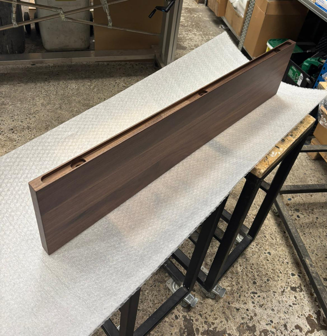 Houtmerk - Massief noten wandplank 100cm - SALE