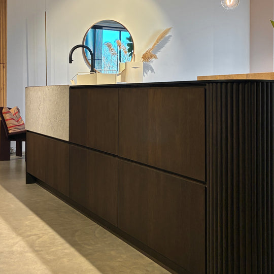 Houtmerk - Ratio® keuken eiken met natuursteen - SALE Keukens Houtmerk