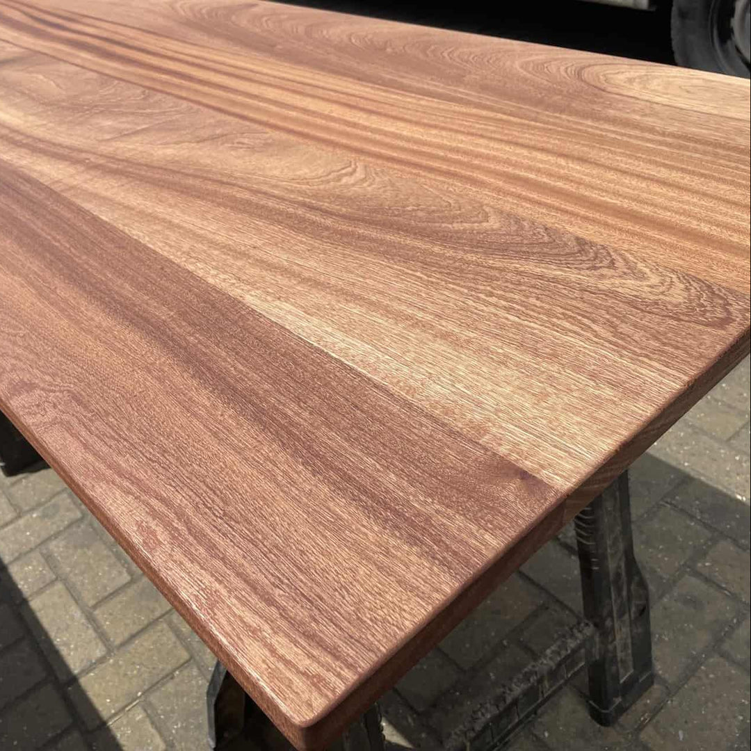 Houtmerk -  Massief houten werkblad op maat - Mahonie Sapeli doorgaande lamel