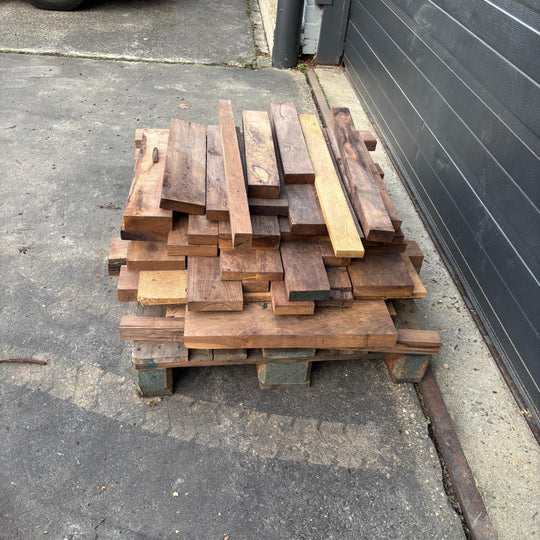 Houtmerk - Losse panelen massief noten resthout 50-70cm - SALE Werkbladen houtmerk