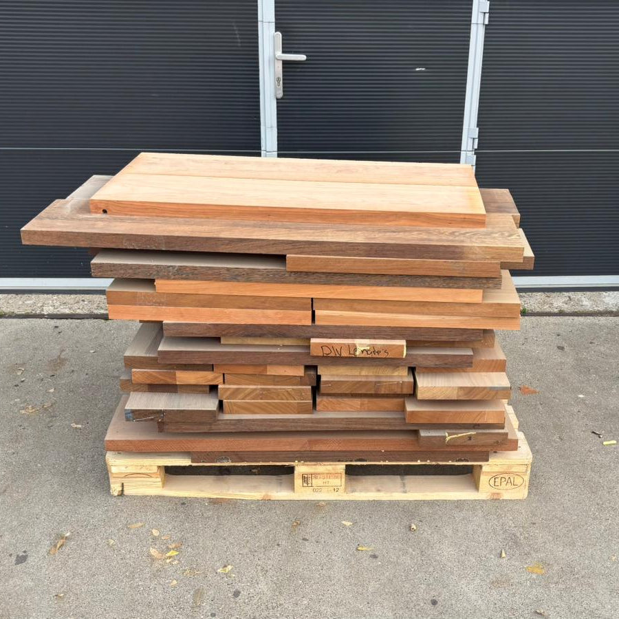 Houtmerk - Losse panelen massief hout bont - SALE Werkbladen houtmerk