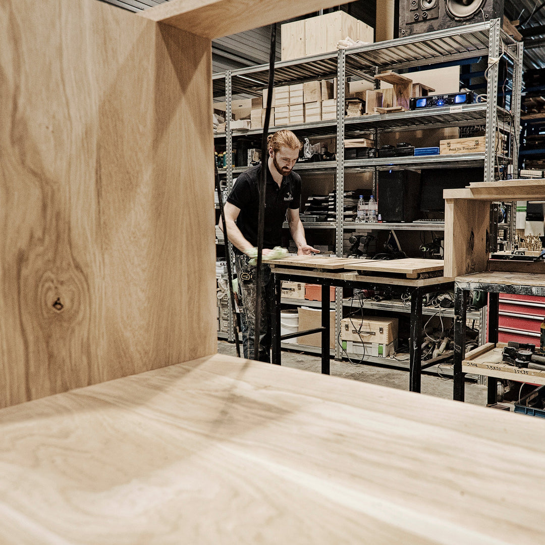 Houtmerk Domus® - Garderobe zitladekast - Massief hout maatwerk Kasten Houtmerk   
