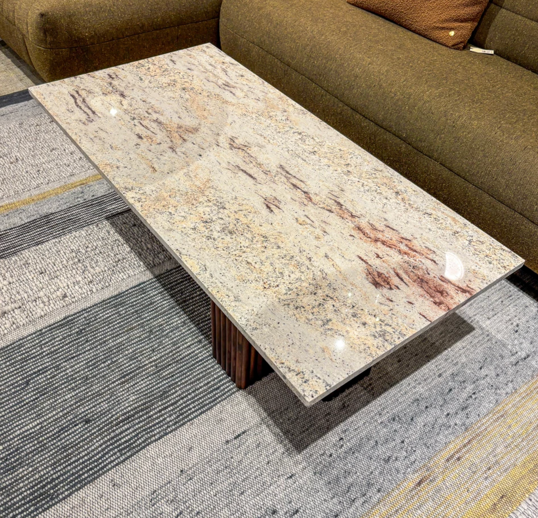 Salontafel - prototype massief hout en graniet - SALE Salontafels Houtmerk