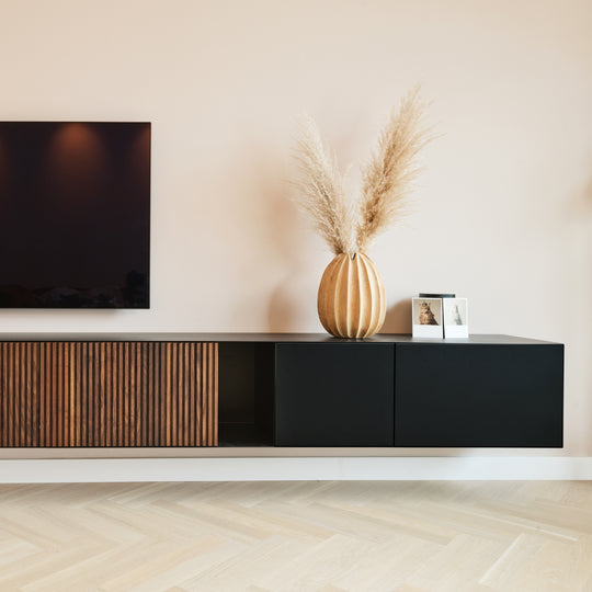 Houtmerk - Maatwerk Plato wandmeubel - Plaatstaal + Arpa Fenix + massief Noten- SALE Kasten Houtmerk