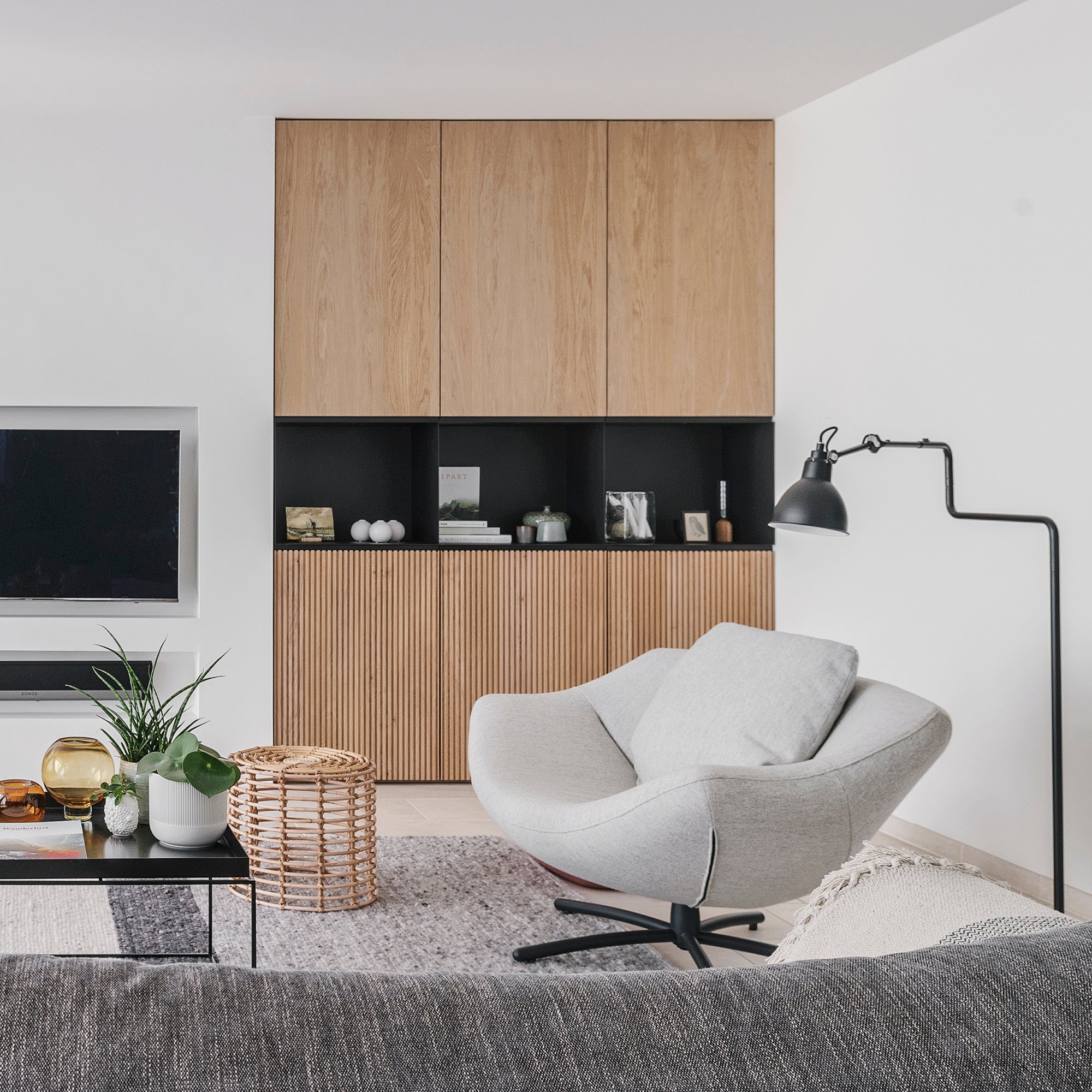 Houtmerk Domus® - En suite kast met stalen schuifdeuren - Massief hout maatwerk Kasten Houtmerk